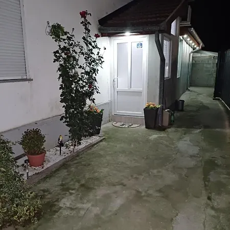 “sanja” Apartment *