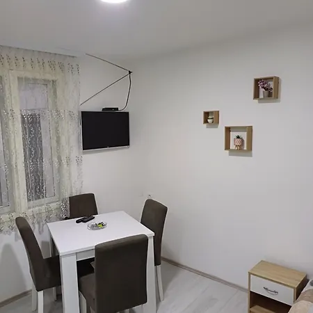 Apartment “sanja” *