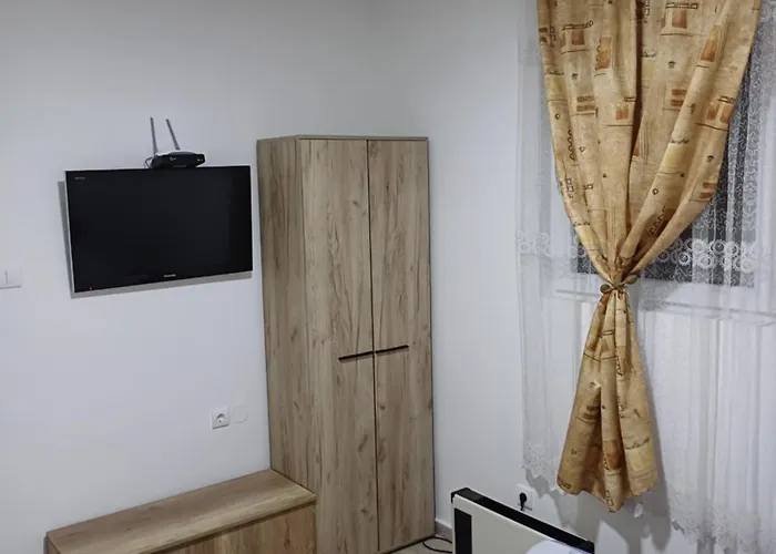 Apartman “sanja” *